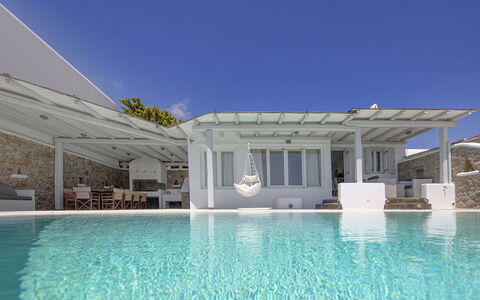 Villa Cassandra: Zwembad, Toevlucht, Landgoed, Villa, Thermae, Schaduw, Buitenmeubels, Eco Hotel, Hotel, Herenhuis