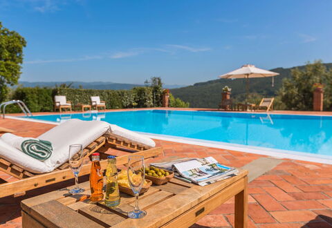 Villa del Colle: Zwembad, Toevlucht, Eco Hotel, Landgoed, Hacienda, Buitenmeubels, Ligstoel, Villa, Hotel, Badplaats