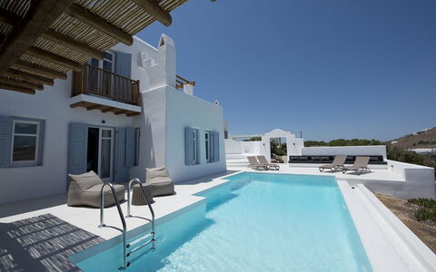 Villa Gazelia: Blauw, Zwembad, Ontwerp