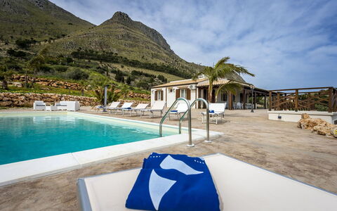 Villa Gea: Vrije Tijd, Zwembad, Toevlucht, Vakantie, Eco Hotel, Landgoed, Badplaats, Villa