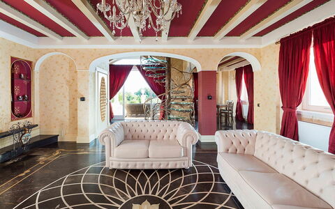 Villa Gemma: Flooring, Interieur Ontwerp, Meubilair, Verdieping, Hout, Bankstel, Verlichting, Plafond, Woonkamer, Tafel