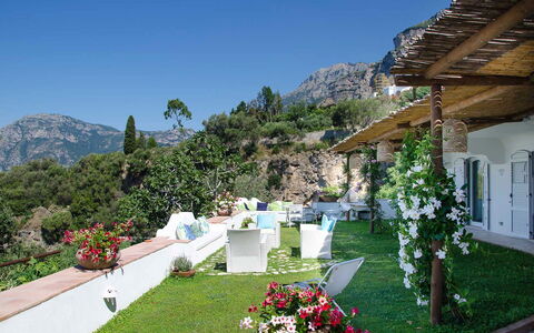 Villa Il Sogno di Praiano: Tuin, Heuvel Station, Landscaping, Bergketen, Hacienda, Landgoed, Toevlucht, Werf, Villa, Eco Hotel