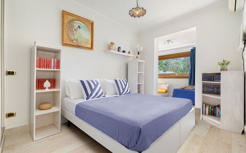 Villa Mouna: Meubilair, Interieur Ontwerp, Flooring, Muur, Verdieping, Bed, Slaapkamer, Kamer, Hout, Huis