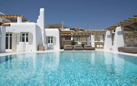 Villa Opallia: Zwembad, Toevlucht, Ontwerp, Hotel, Villa, Badplaats, Penthouse, Binnenplaats, Badplaats
