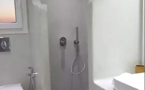 Villa Pirgi: Loodgieterswerkinrichting, Badkamer, Interieur Ontwerp, Loodgieter, Toilet, Wc Bril, Kamer, Kraan, Ceramic