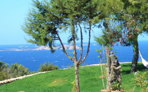 Villa Sun: Blauw, Kust En Oceanic Landvormen, Zee, Kust, Oceaan, Woody Plant, Kust, Tropen, Schaduw, Evergreen