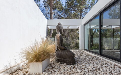 Villa Tomsk: Tuin, Natuurlijk Materiaal, Landscaping