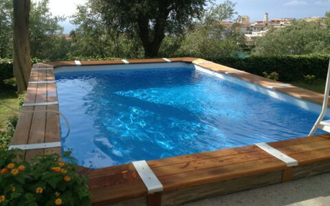 Villa Torre del Sole: Zwembad, Samengesteld Materiaal, Vrije Tijd, Beits, Backyard, Hardwood, Waterpartij
