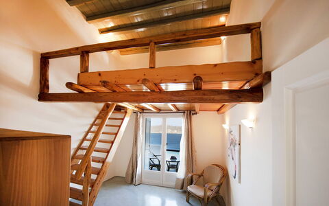 Villa Tychi: Meubilair, Hout, Interieur Ontwerp, Kamer, Plafond, Flooring, Verdieping, Appartement, Beits, Hardwood