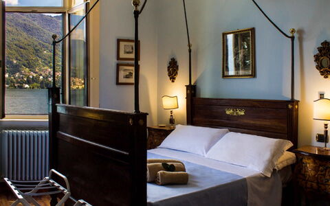 Villa Virginia: Meubilair, Interieur Ontwerp, Slaapkamer, Bed, Kamer, Lamp, Bed Frame, Lichte Inrichting, Appartement, Plafond
