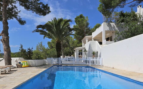 Villa Zenith: Landgoed, Schaduw, Zwembad, Landscaping, Hacienda, Villa, Herenhuis, Toevlucht, Trap