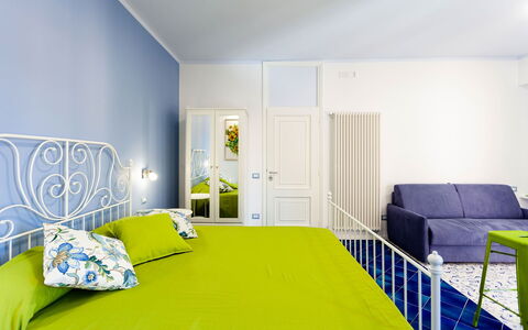 Casa Serena: Meubilair, Interieur Ontwerp, Muur, Flooring, Verdieping, Slaapkamer, Bed, Plafond, Kamer, Bedding