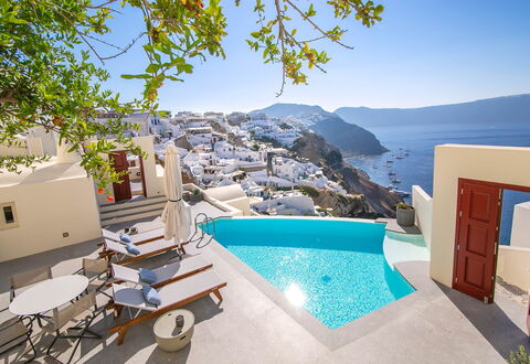 Villa Nea: Blauw, Zwembad, Toevlucht, Zee, Kust En Oceanic Landvormen, Kust, Oceaan, Eco Hotel, Buitenmeubels, Villa