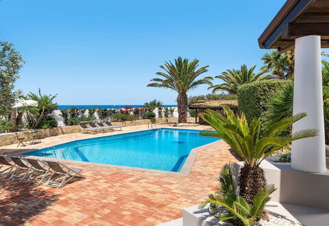 Cala Diletta: Toevlucht, Meubilair, Zee, Eco Hotel, Oceaan, Zwembad, Tropen, Kust, Stoel