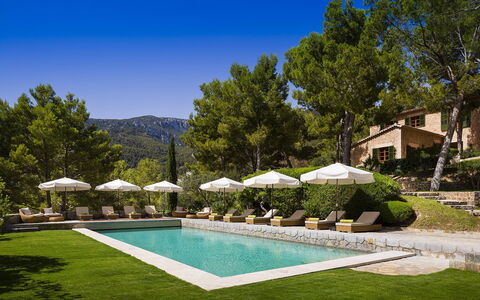 Villa Maggy: Zwembad, Buitenmeubels, Toevlucht, Ligstoel, Eco Hotel, Ontwerp, Hotel, Villa, Chaise Longue