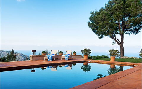 Villa Gem: Zwembad, Toevlucht, Zee, Eco Hotel, Buitenmeubels, Kust, Bloempot, Badplaats, Landscaping, Ligstoel