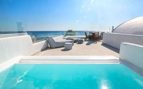 Maison Nica: Blauw, Zwembad, Zee, Toevlucht, Buitenmeubels, Schaduw, Oceaan, Balkon, Tropen, Vakantie