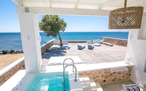 Maison Ranya: Blauw, Zee, Toevlucht, Kust, Oceaan, Buitenmeubels, Kust, Schaduw, Zwembad, Tropen