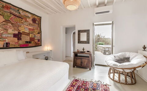 Villa Morena: Meubilair, Interieur Ontwerp, Muur, Flooring, Slaapkamer, Verdieping, Bed, Plafond, Huis, Laken