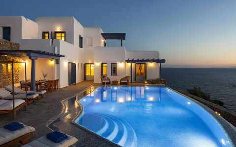 Villa Anassa: Blauw, Zee, Kust En Oceanic Landvormen, Kust, Oceaan, Toevlucht, Villa, Strand, Hotel