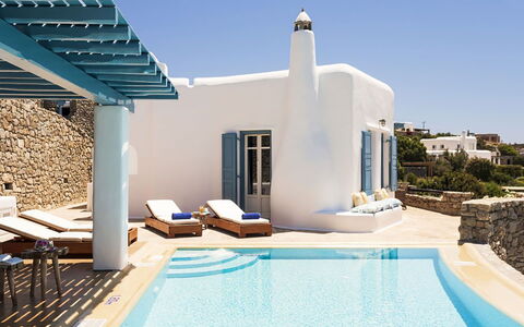 Villa Elpida: Blauw, Zwembad, Toevlucht, Ontwerp, Buitenmeubels, Schaduw, Stoel, Hotel, Villa, Eco Hotel