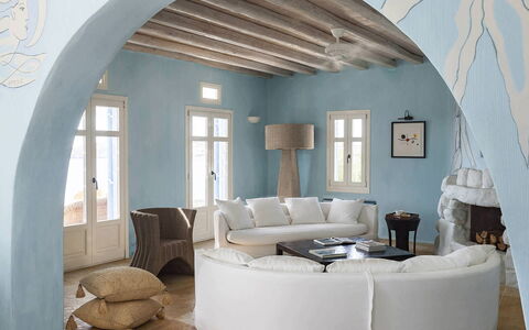 Villa Pinta: Meubilair, Interieur Ontwerp, Muur, Flooring, Verdieping, Huis, Bankstel, Woonkamer, Verlichting, Plafond