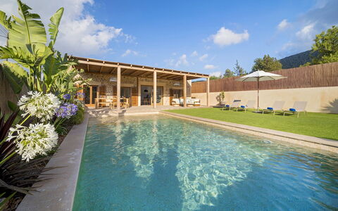 Villa Allegra: Zwembad, Toevlucht, Samengesteld Materiaal, Landgoed, Eco Hotel, Vrije Tijd, Schaduw, Landscaping, Hacienda, Buitenmeubels