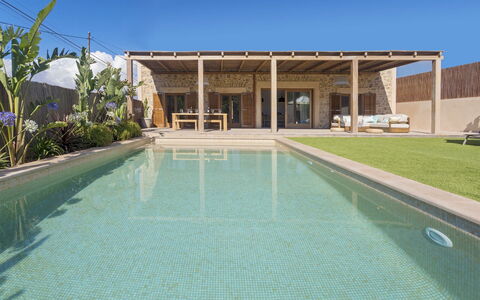 Villa Allegra: Zwembad, Toevlucht, Samengesteld Materiaal, Landgoed, Schaduw, Eco Hotel, Binnenplaats, Buitenmeubels, Hacienda, Villa