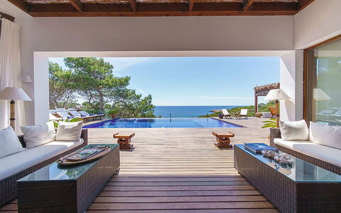 Villa Francisca: Meubilair, Toevlucht, Stoel, Flooring, Buitenmeubels, Verdieping, Houten Vloer, Dek, Eco Hotel, Zwembad