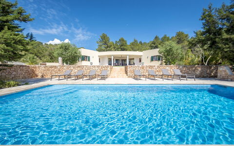 Villa Sharon: Blauw, Zwembad, Landscaping, Landgoed, Toevlucht, Tropen, Eco Hotel, Evergreen, Badplaats, Villa