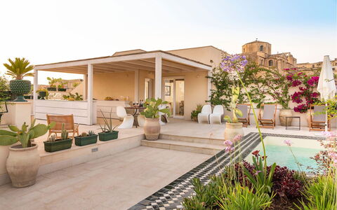 Sibilla: Bloempot, Appartement, Kamerplant, Balkon, Tuin, Binnenplaats, Outdoor Structuur, Patio, Toevlucht