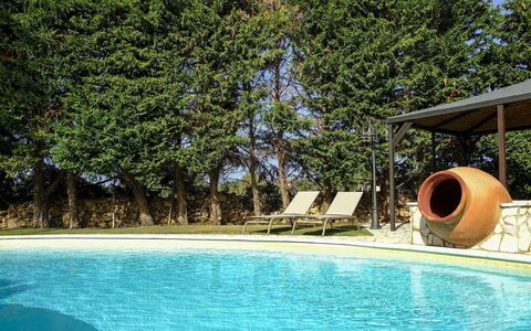 Villa Virna: Blauw, Zwembad, Toevlucht, Schaduw, Tuin, Backyard, Eco Hotel, Landscaping, Waterpartij, Werf