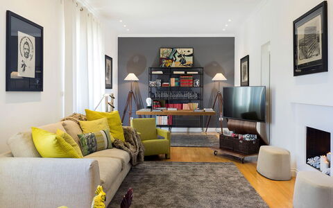 La Terrazza: Meubilair, Interieur Ontwerp, Bankstel, Flooring, Verdieping, Muur, Woonkamer, Kamer, Hout, Plafond