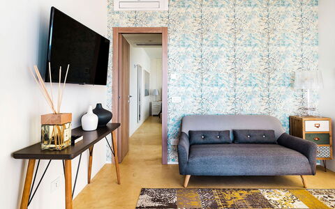 Villa Orietta: Meubilair, Interieur Ontwerp, Flooring, Textiel, Verdieping, Tafel, Kamer, Huis, Woonkamer, Houten Vloer