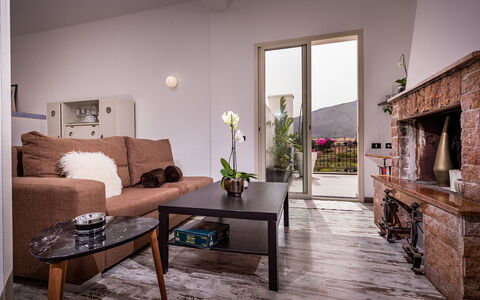 Casa Maurus: Meubilair, Interieur Ontwerp, Flooring, Verdieping, Hout, Bankstel, Plafond, Kamer, Woonkamer, Verlichting