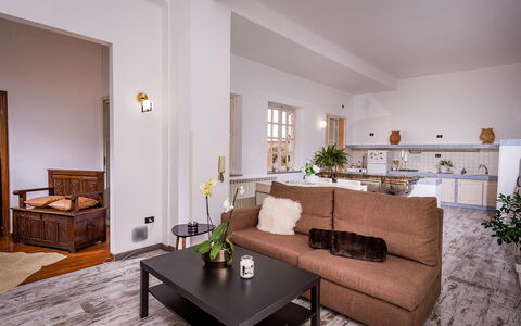 Casa Maurus: Meubilair, Interieur Ontwerp, Bankstel, Flooring, Verdieping, Hout, Kamer, Woonkamer, Plafond, Tafel