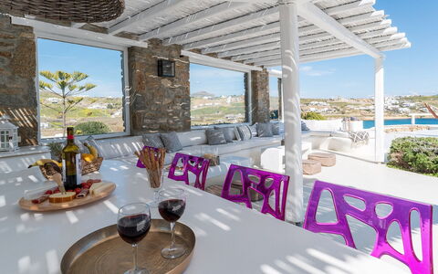 Seaside Villa: Meubilair, Interieur Ontwerp, Huis, Stoel, Toevlucht, Woonkamer, Villa, Hotel, Ontwerp