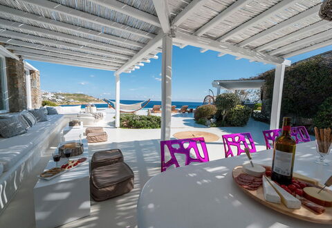 Seaside Villa: Toevlucht, Huis, Buitenmeubels, Landgoed, Eco Hotel, Zwembad, Villa, Stoel, Patio, Hotel