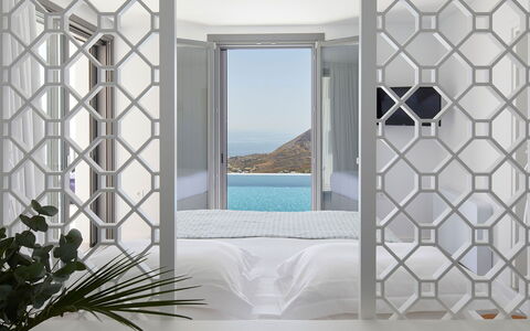 Haleine Suite: Interieur Ontwerp, Meubilair, Verdieping, Slaapkamer, Bed, Appartement, Glas, Kussen Gooien, Bedding