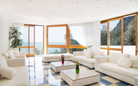 Relais Nike: Meubilair, Interieur Ontwerp, Flooring, Verdieping, Bankstel, Woonkamer, Hout, Plafond, Kamer, Tafel