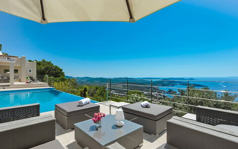Villa Beleza: Zwembad, Toevlucht, Kust En Oceanic Landvormen, Zee, Kust, Eco Hotel, Oceaan, Badplaats, Villa, Hotel