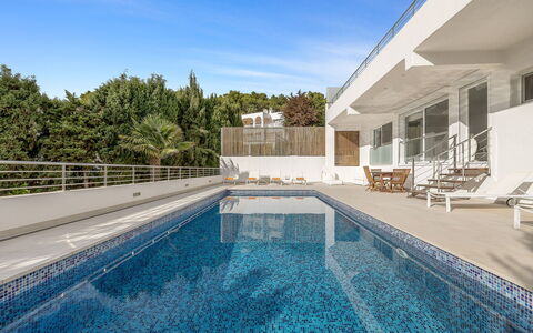 Villa Relaja: Appartement, Zwembad, Toevlucht, Landgoed, Balkon, Villa, Hotel, Eco Hotel, Boutique Hotel