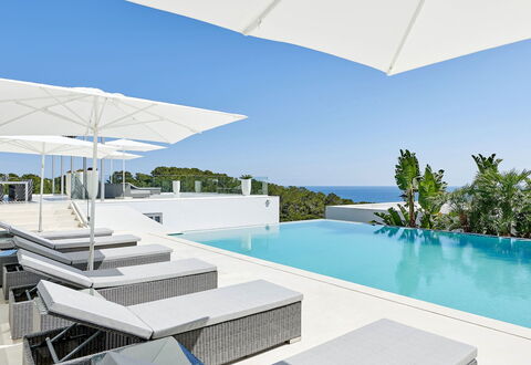 Villa Splendente: Zwembad, Toevlucht, Buitenmeubels, Stoel, Eco Hotel, Ligstoel, Ontwerp, Hotel, Villa, Badplaats