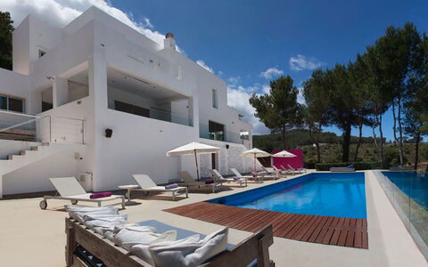 Villa Bacio: Zwembad, Toevlucht, Landgoed, Villa, Hotel, Ligstoel, Buitenmeubels, Balkon, Badplaats, Chaise Longue
