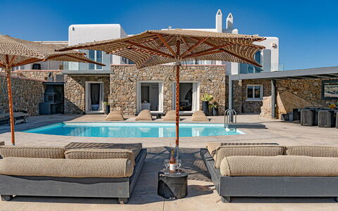 Villa Cocoon: Zwembad, Landgoed, Toevlucht, Villa, Hotel, Buitenmeubels, Herenhuis