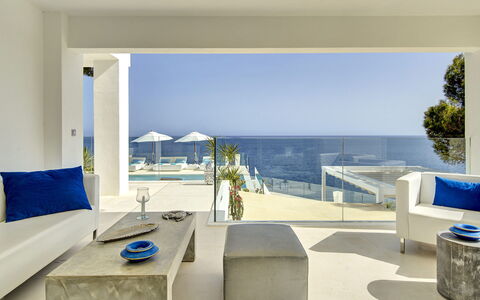 Villa Turchese: Meubilair, Appartement, Verdieping, Stoel, Toevlucht, Hotel, Woonkamer, Bankstel, Villa