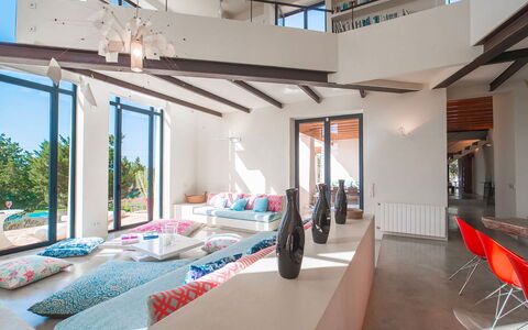 Villa Bouquet: Interieur Ontwerp, Meubilair, Flooring, Verdieping, Plafond, Huis, Architectuur, Appartement, Woonkamer, Kamer