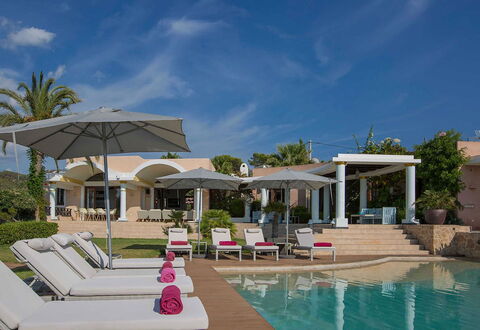 West Coast: Zwembad, Toevlucht, Buitenmeubels, Landgoed, Paraplu, Villa, Ligstoel, Hacienda, Eco Hotel, Herenhuis