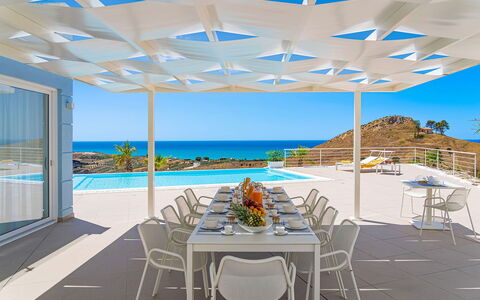Villa Montallegro: Zwembad, Toevlucht, Schaduw, Eco Hotel, Tropen, Hotel, Villa, Badplaats, Buitenmeubels