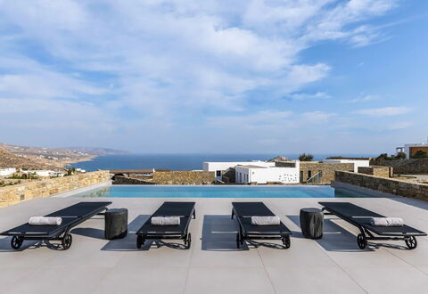 Villa Psiche: Blauw, Zee, Buitenmeubels, Kust, Zwembad, Ligstoel, Chaise Longue, Baai, Toevlucht